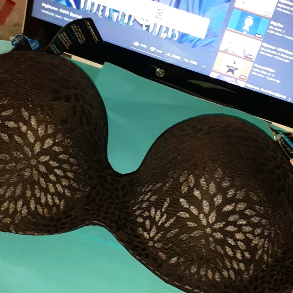 Bali Smoothing Bra